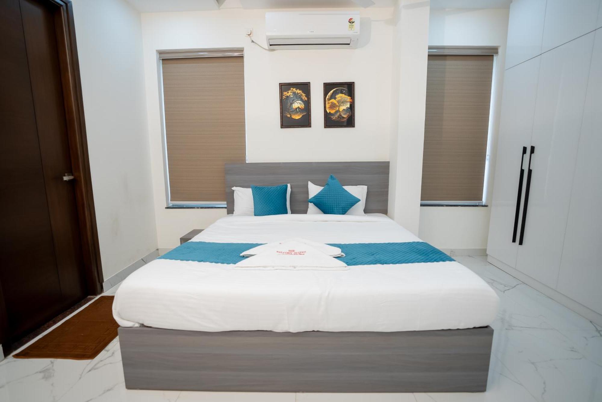 The Balcony Suites ไฮเดอราบัด ภายนอก รูปภาพ