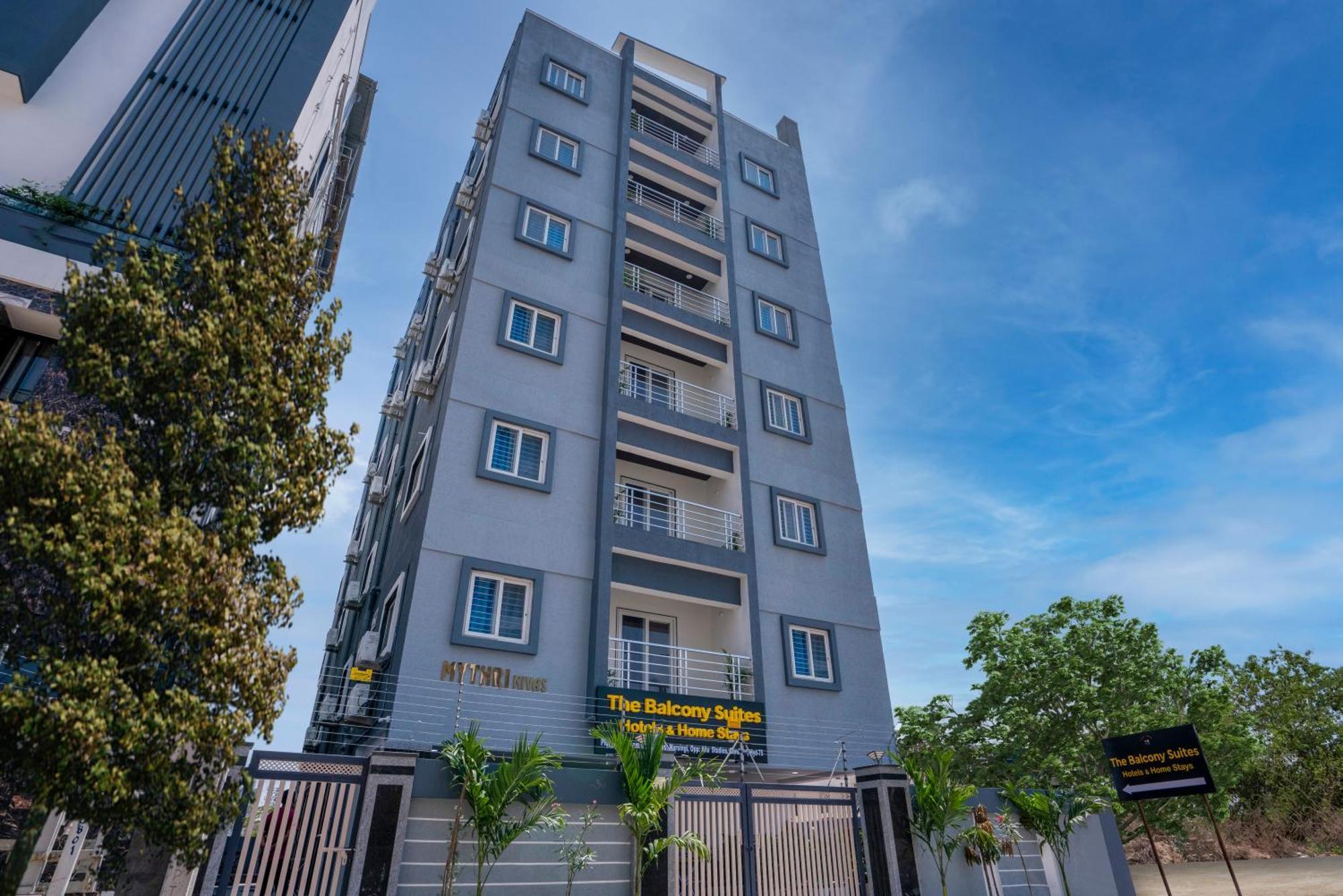 The Balcony Suites ไฮเดอราบัด ภายนอก รูปภาพ