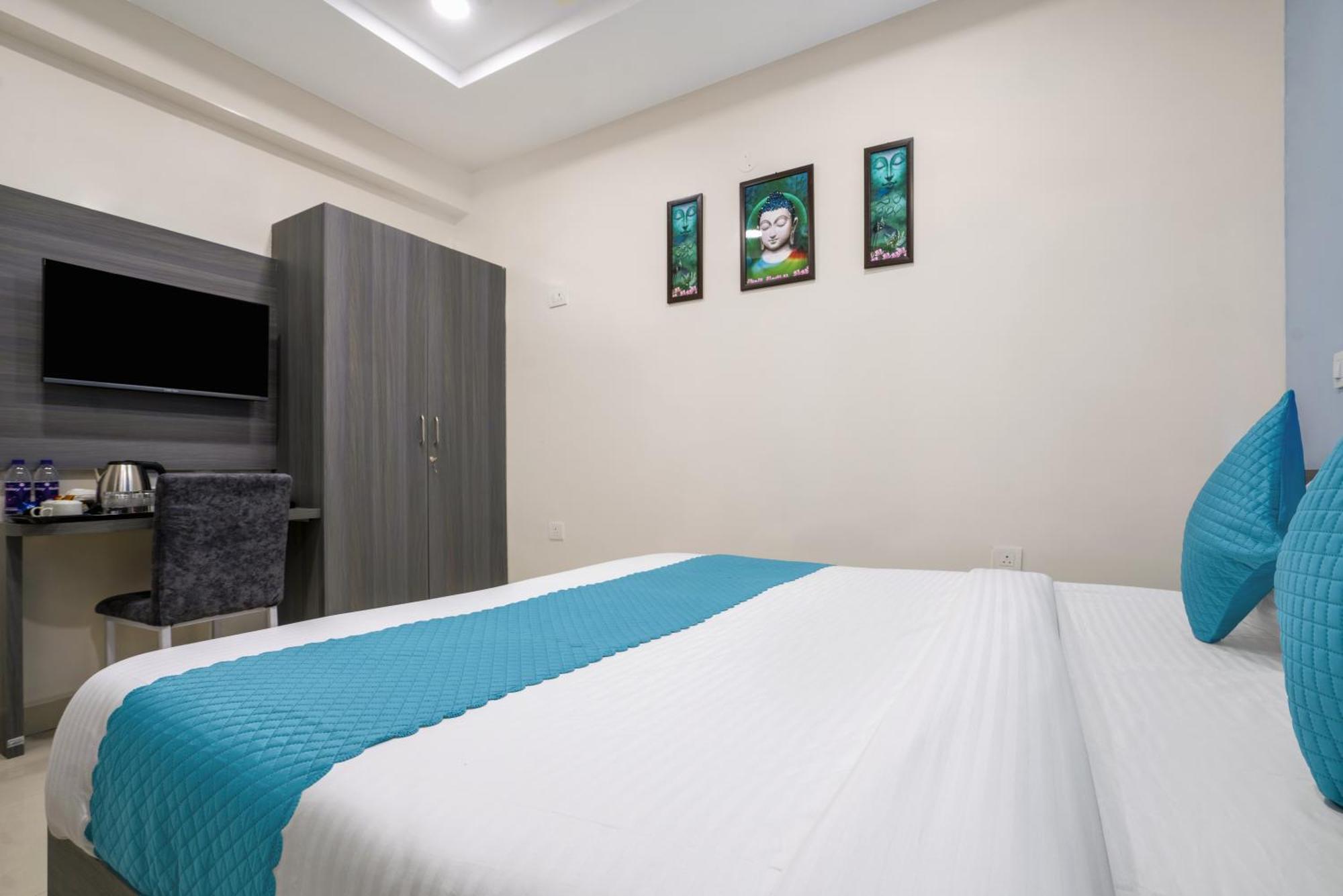 The Balcony Suites ไฮเดอราบัด ภายนอก รูปภาพ