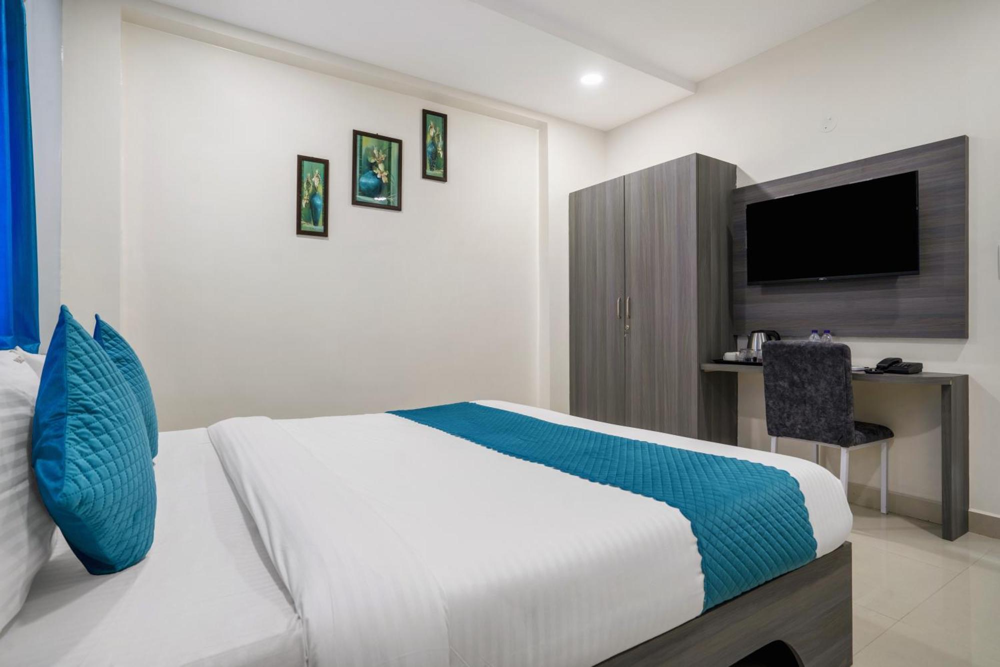 The Balcony Suites ไฮเดอราบัด ภายนอก รูปภาพ