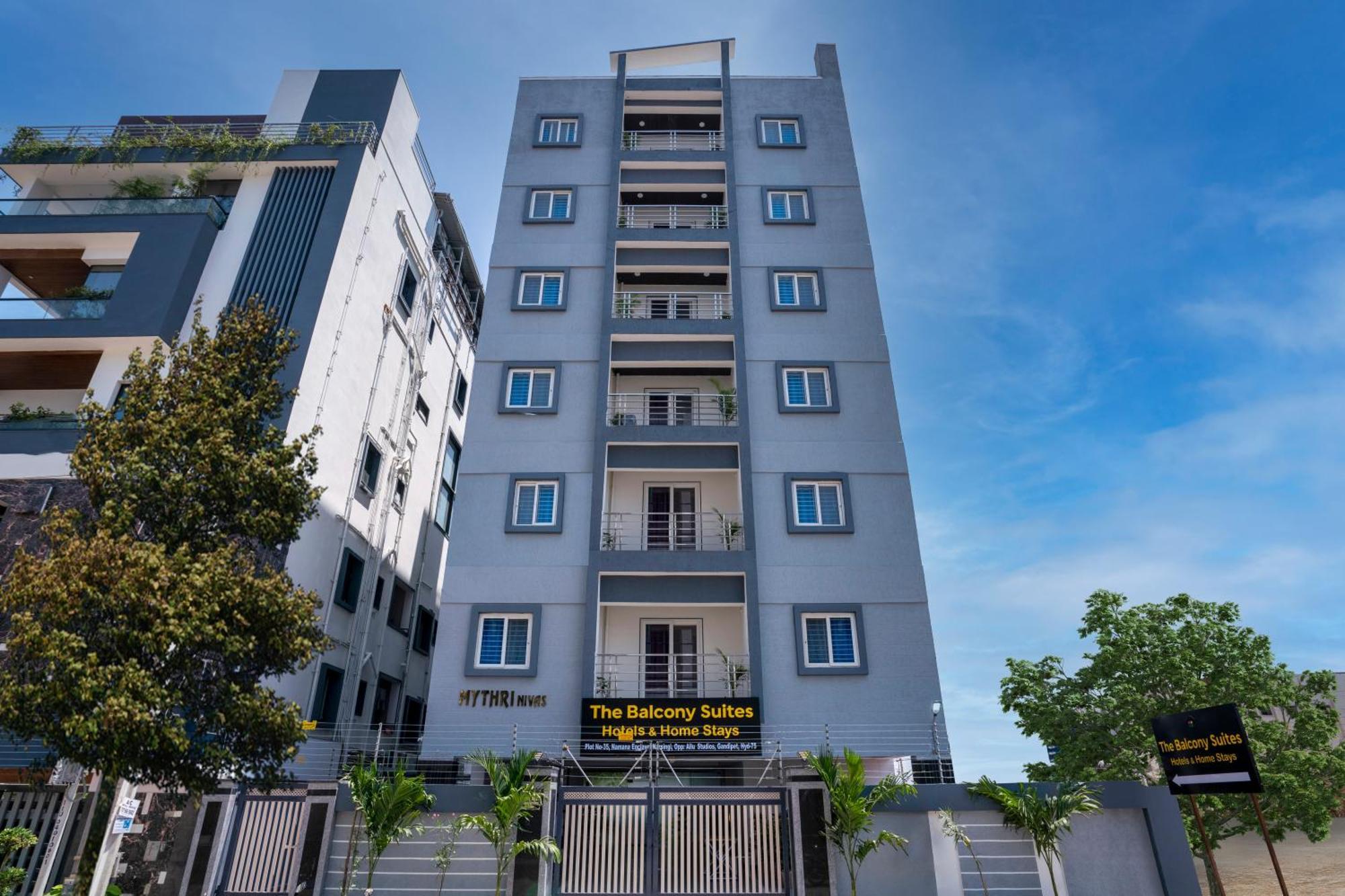 The Balcony Suites ไฮเดอราบัด ภายนอก รูปภาพ